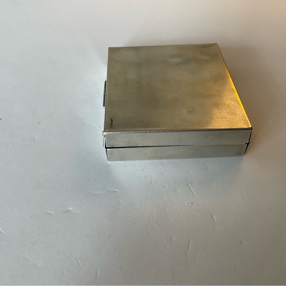 Sterling vintage compact. - Picture 7 of 10